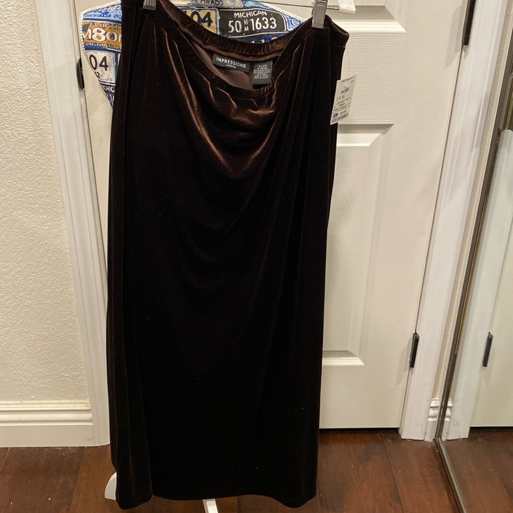 NWT Brown Velour Skirt